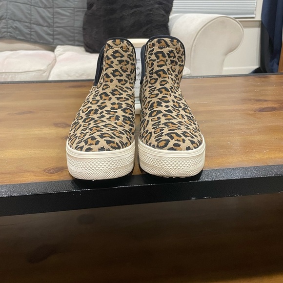 Steve Madden Lawry leopard print sneaker boots - Picture 5 of 8